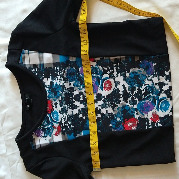 Nicole Miller long sleeve crop top and midi skirt size Xsmall - Picture 7 of 14